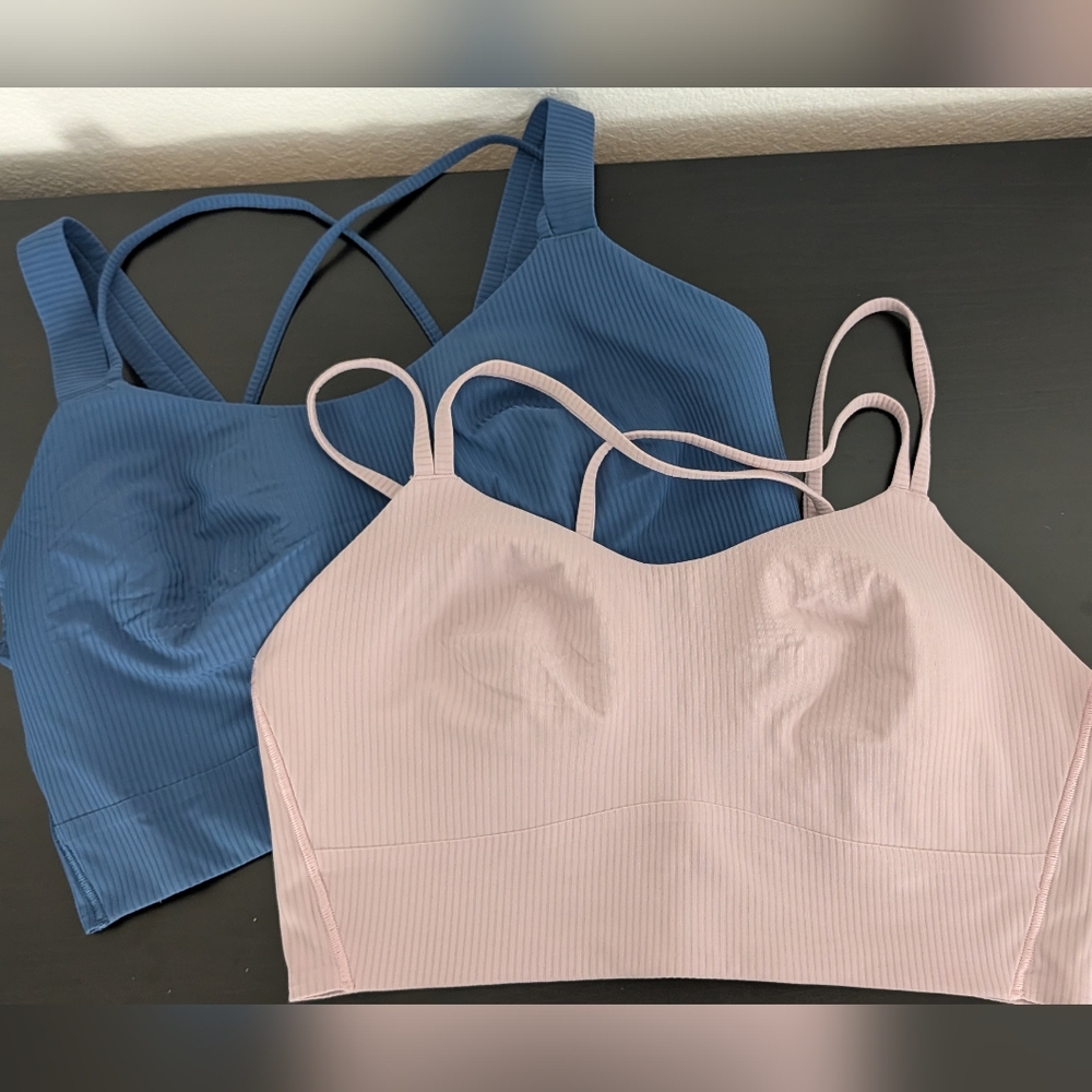 Lululemons Women's Ribbed Sport Bras - Blue and Pink